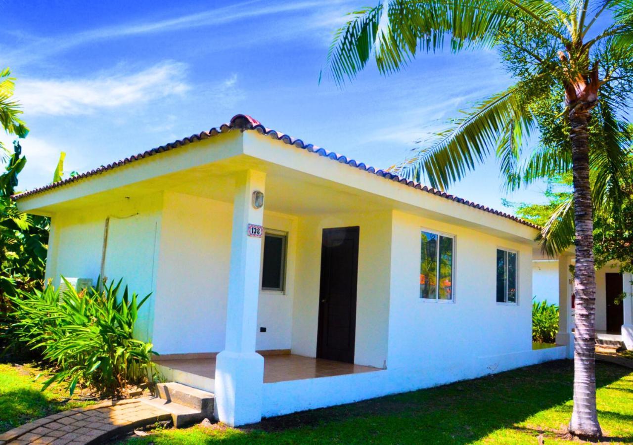Las Veraneras Villas & Resort Acajutla 外观 照片